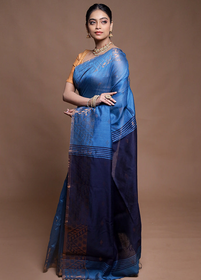Blue Cotton Saree With Blouse Piece