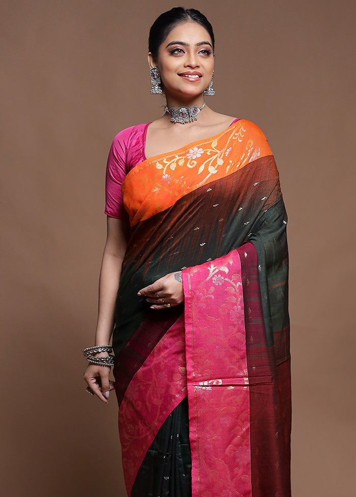 Green Cotton Saree With Blouse Piece