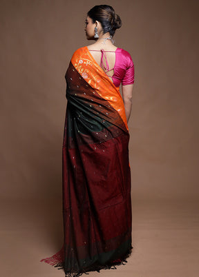 Green Cotton Saree With Blouse Piece