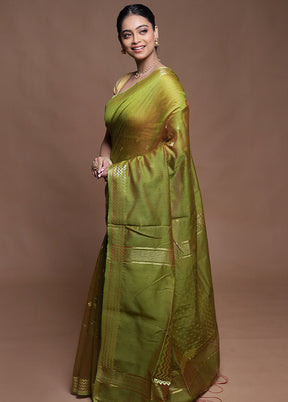 Green Cotton Saree With Blouse Piece