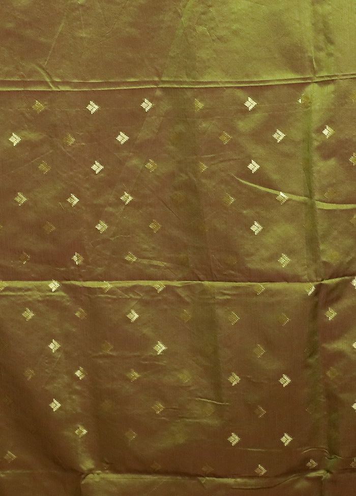 Green Cotton Saree With Blouse Piece