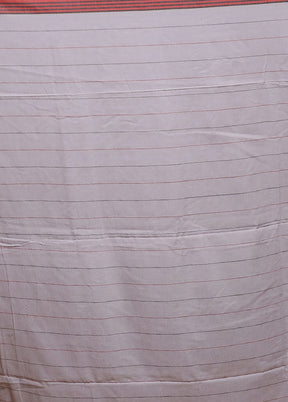 Cream Cotton Saree With Blouse Piece