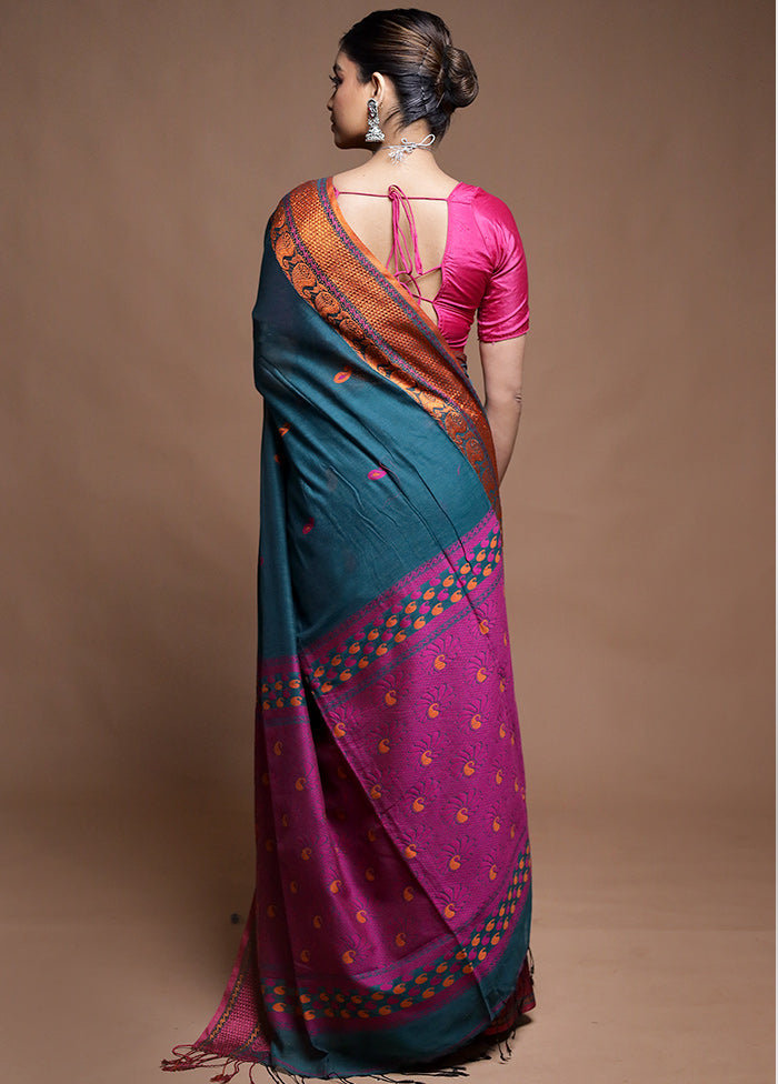 Green Cotton Saree With Blouse Piece