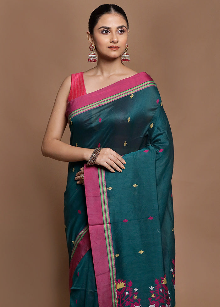 Green Cotton Saree With Blouse Piece