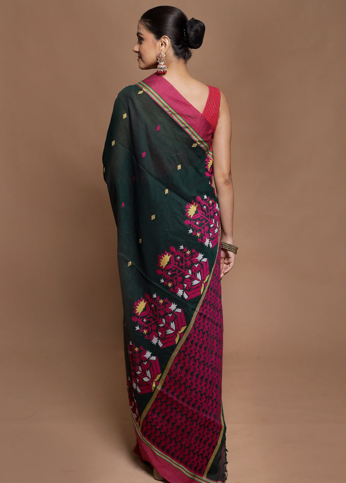 Green Cotton Saree With Blouse Piece