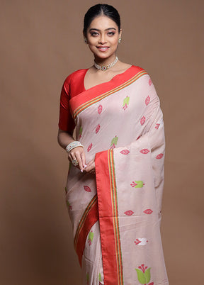 Cream Pure Cotton Saree With Blouse Piece