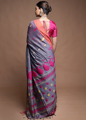 Grey Pure Cotton Saree With Blouse Piece