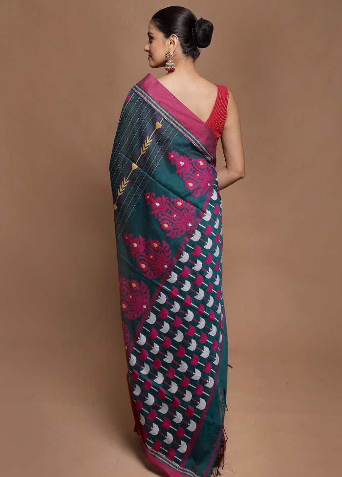 Green Pure Cotton Saree With Blouse Piece