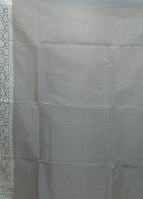 Green Kora Silk Saree With Blouse Piece