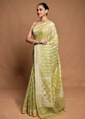 Green Kora Silk Saree With Blouse Piece