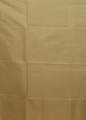 Green Kora Silk Saree With Blouse Piece