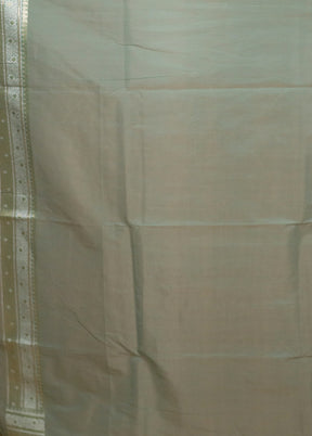Green Kora Silk Saree With Blouse Piece