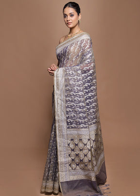 Grey Kora Silk Saree With Blouse Piece