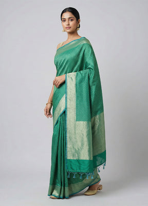 Green Kora Silk Saree With Blouse Piece