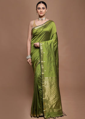 Green Kanjivaram Silk Saree With Blouse Piece