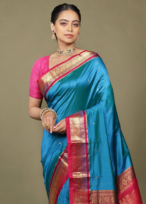 Blue Handloom Kanjivaram Pure Silk Saree With Blouse Piece