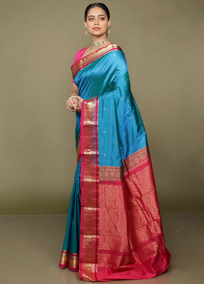 Blue Handloom Kanjivaram Pure Silk Saree With Blouse Piece