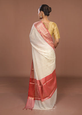 Cream Cotton Saree With Blouse Piece