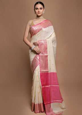 Cream Cotton Saree With Blouse Piece