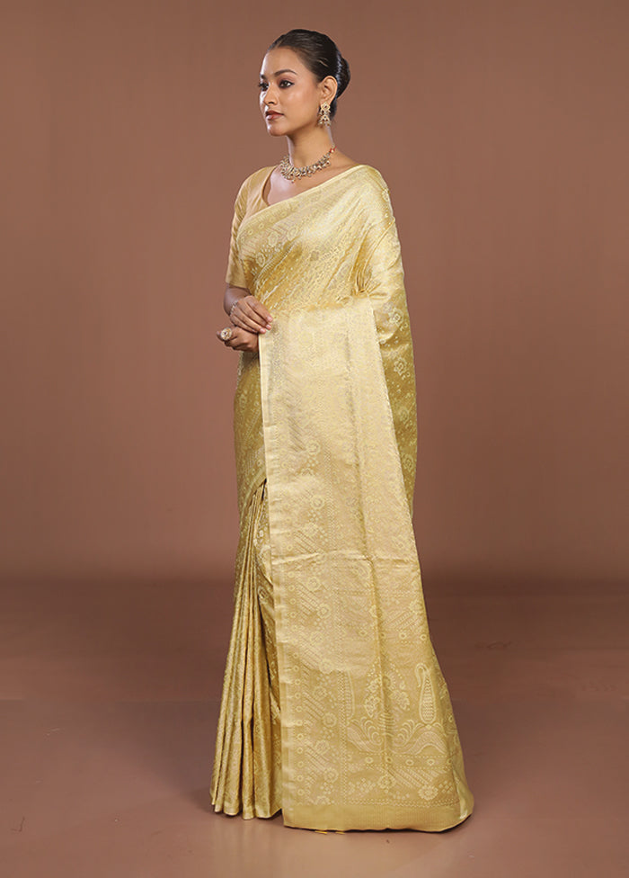 Gold Tanchoi Silk Saree With Blouse Piece