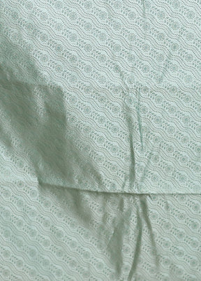 Green Tanchoi Silk Saree With Blouse Piece
