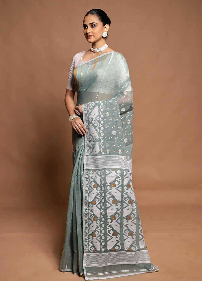 Green Tant Jamdani Saree Without Blouse Piece