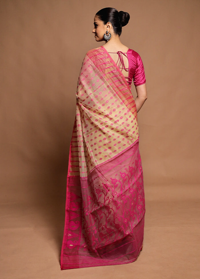 Pink Tant Jamdani Saree Without Blouse Piece