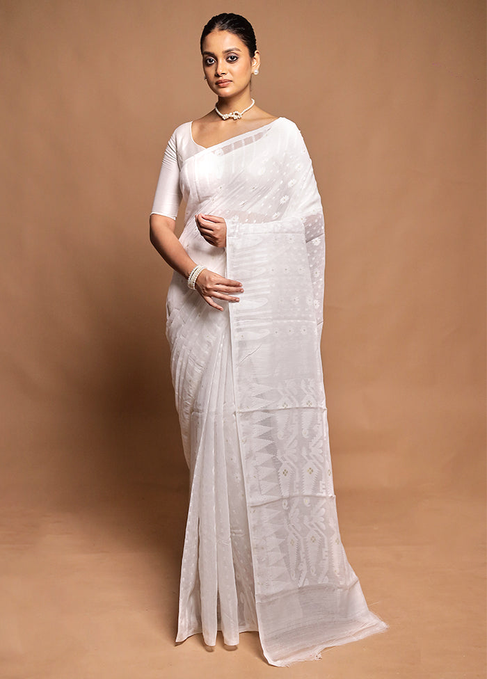 White Tant Jamdani Saree Without Blouse Piece