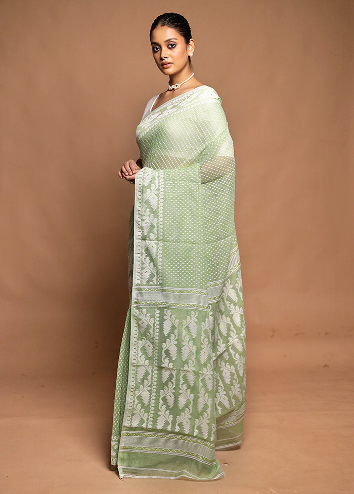 Green Tant Jamdani Saree Without Blouse Piece
