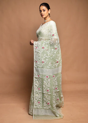 Green Tant Jamdani Saree Without Blouse Piece