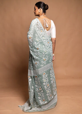 Green Tant Jamdani Saree Without Blouse Piece