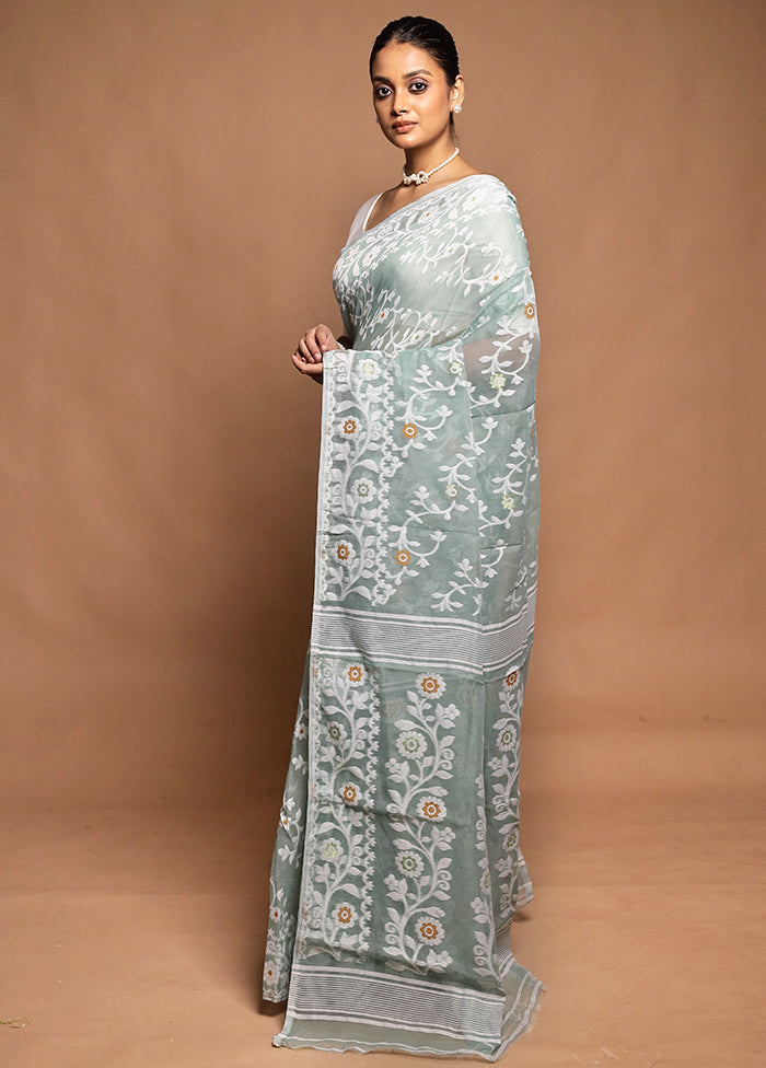 Green Tant Jamdani Saree Without Blouse Piece