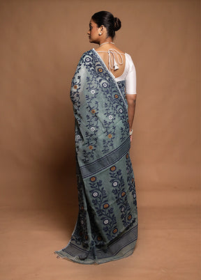 Green Tant Jamdani Saree Without Blouse Piece