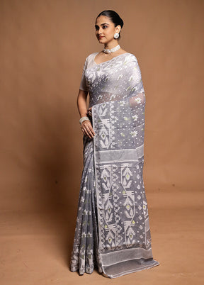 Grey Tant Jamdani Saree Without Blouse Piece