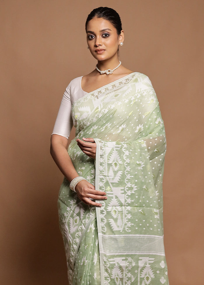 Green Tant Jamdani Saree Without Blouse Piece