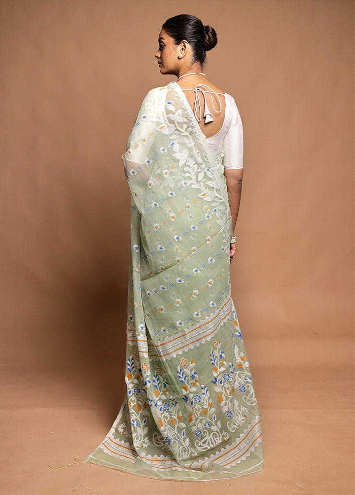 Green Tant Jamdani Saree Without Blouse Piece