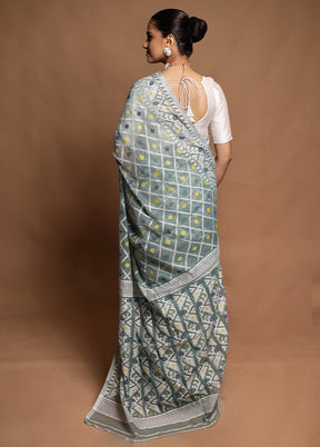 Green Tant Jamdani Saree Without Blouse Piece