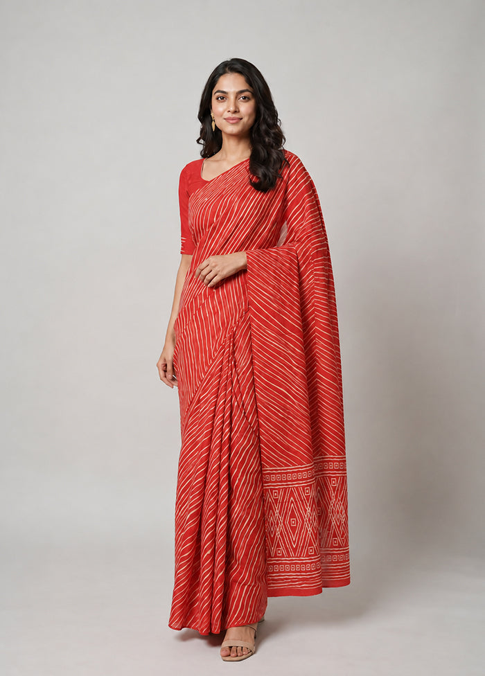 Red Printed Silk Saree Without Blouse Piece