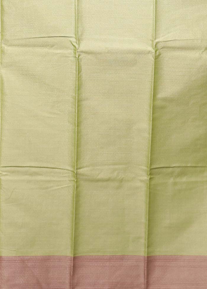 Green Kora Silk Saree With Blouse Piece