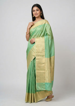 Green Cotton Saree With Blouse Piece