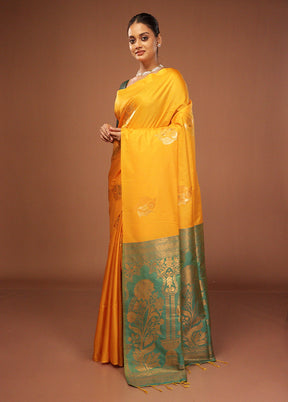 Yellow Dupion Silk Saree With Blouse Piece