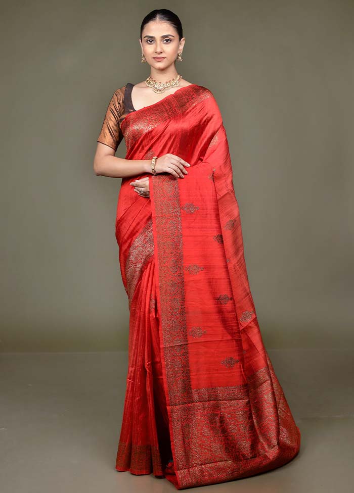Red Handloom Tussar Pure Silk Saree With Blouse Piece