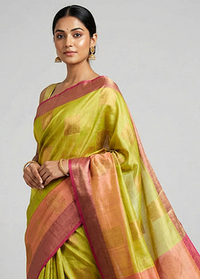 Green Cotton Saree With Blouse Piece