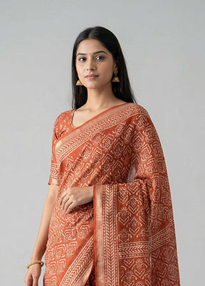Red Printed Silk Saree Without Blouse Piece