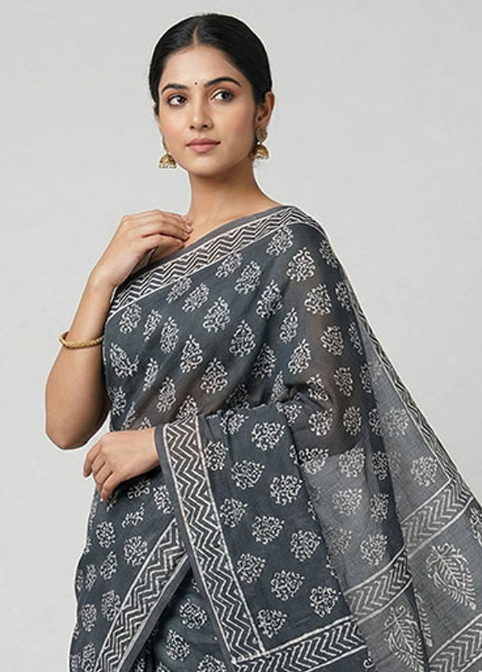 Black Printed Silk Saree Without Blouse Piece