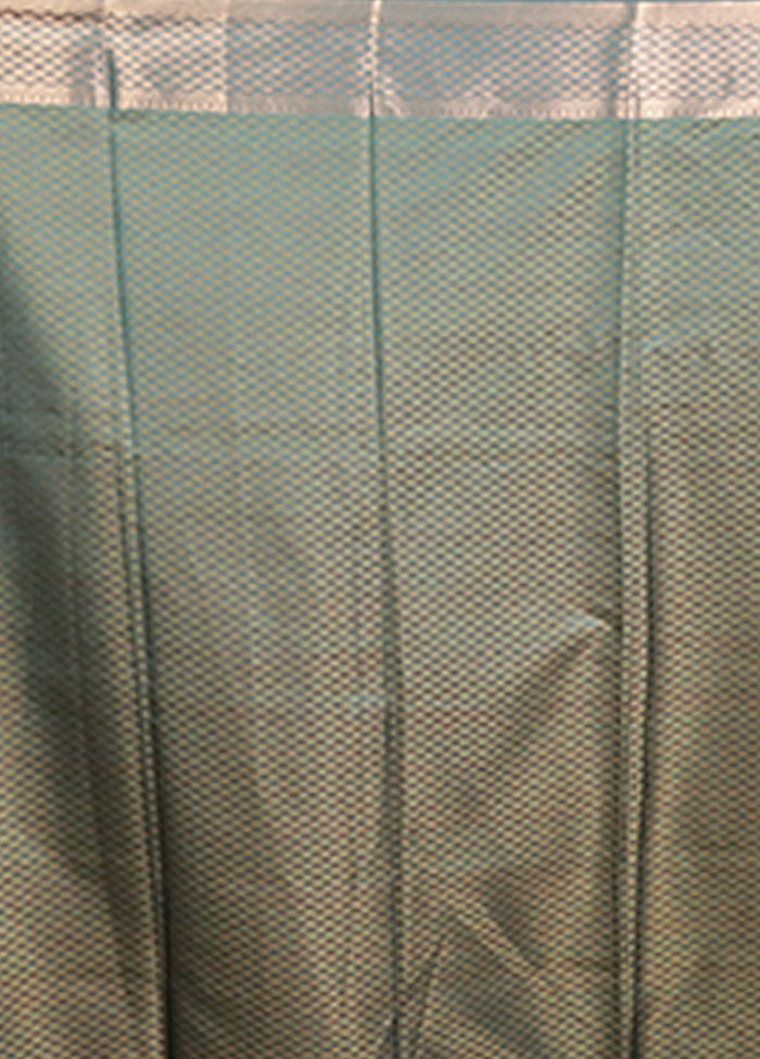 Blue Jamewar Silk Saree With Blouse Piece