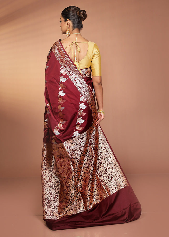 Maroon Handloom Banarasi Pure Silk Saree With Blouse Piece