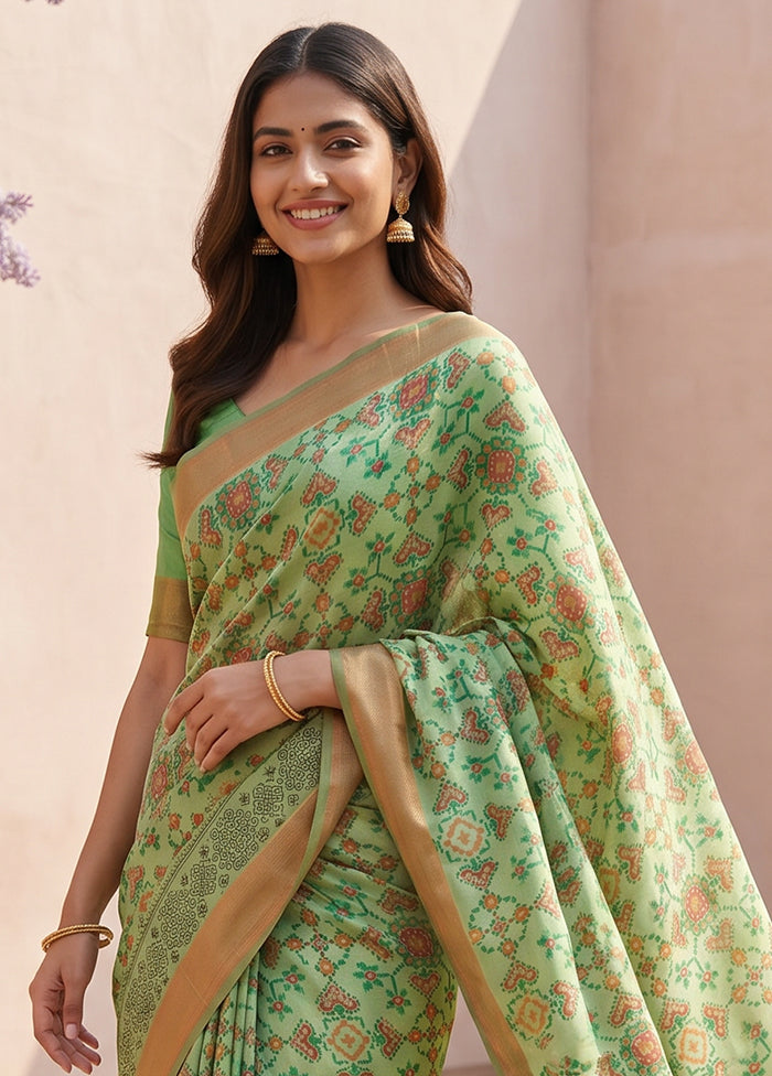 Green Dupion Silk Saree With Blouse Piece