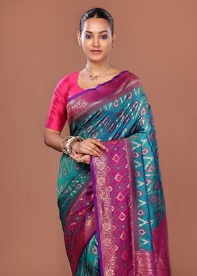 Green Dupion Silk Saree With Blouse Piece