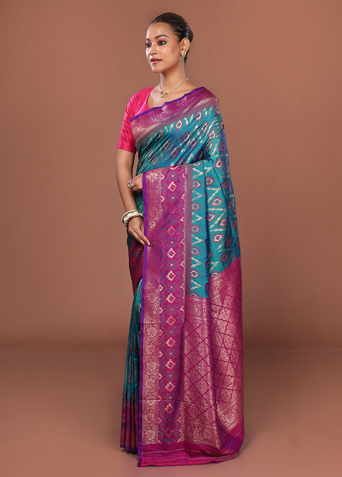 Green Dupion Silk Saree With Blouse Piece